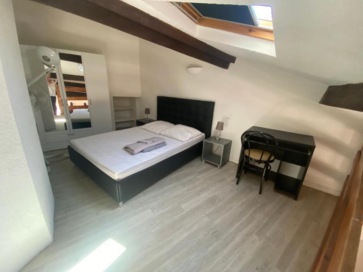 Le Cocon D'Avignon - T2 Duplex 40M2 - Centre Historique Intra Muros- Wifi Climatisation Екстер'єр фото